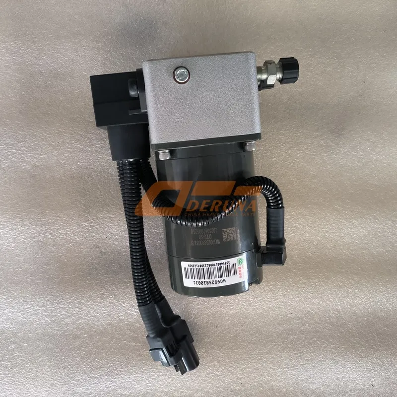 Сборочный узел электродвигателя привода насоса кабины WG9925820031/1