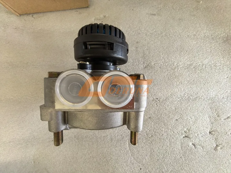 152503990072A Relay Valve