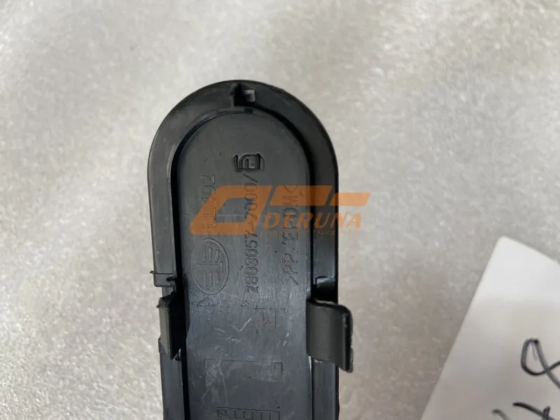 FAW 2803057-2000/E Front Bumper Cover Round Plug