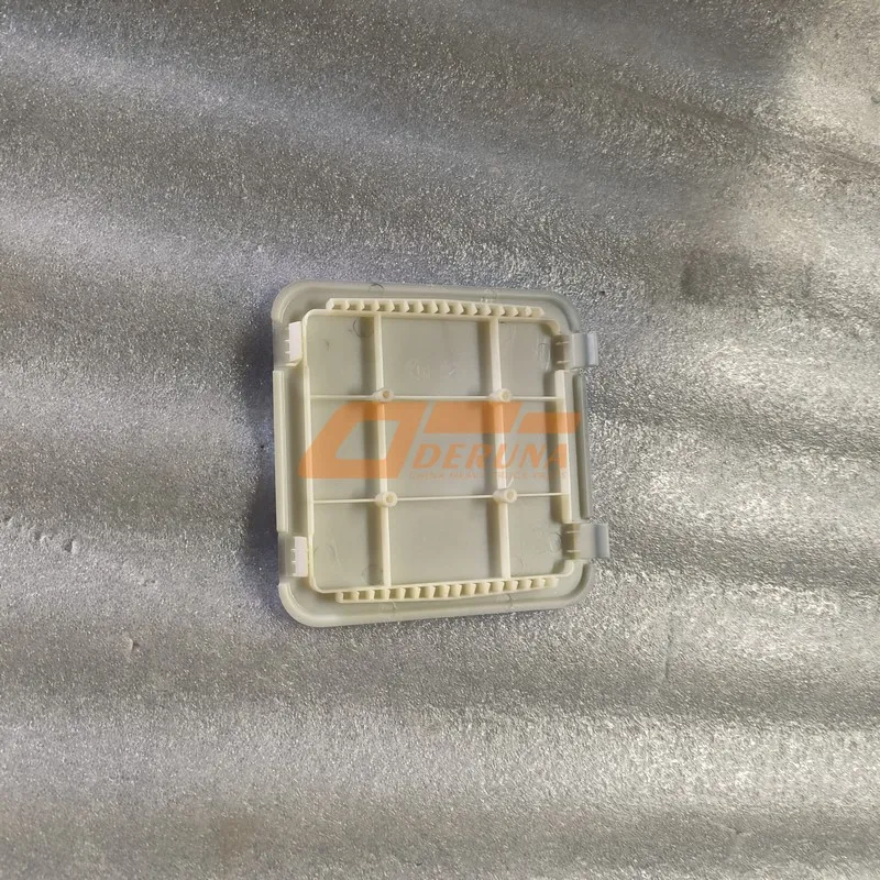 Tapa de Acceso a la Luz Antiniebla