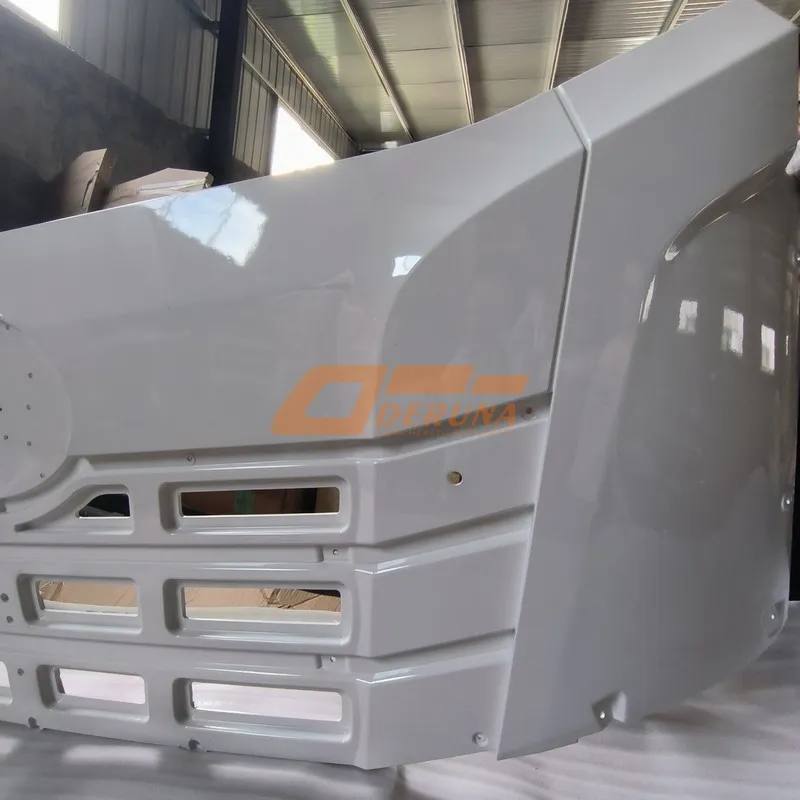 Передняя решетка с монтажными петлями