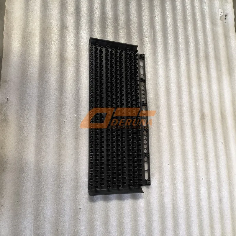 FAW 8404118-2040/D Rear Fender