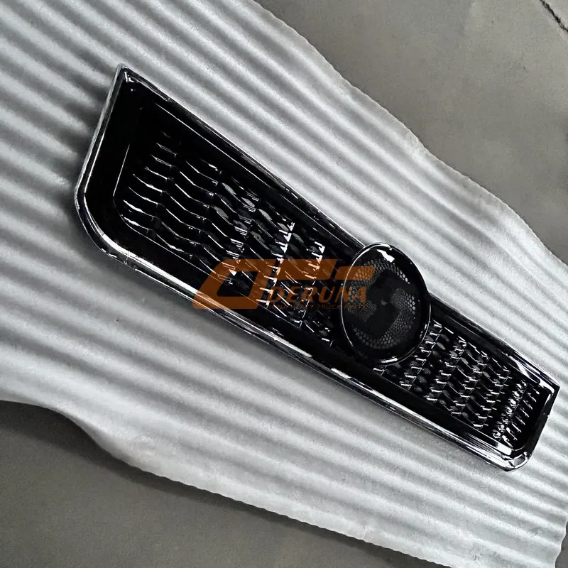 Решетка радиатора SHACMAN 