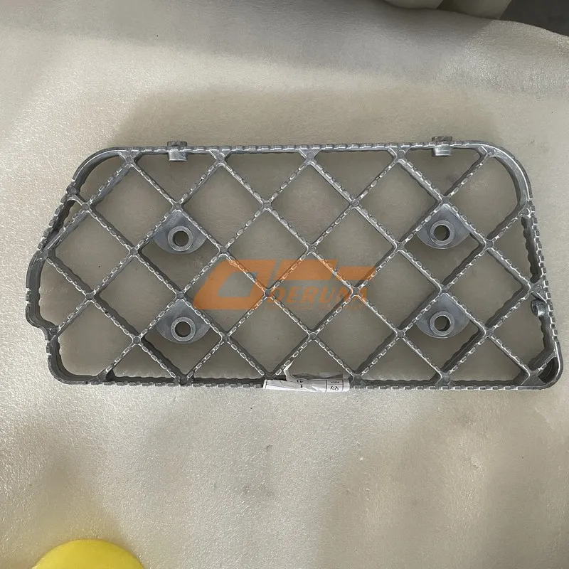 DZ14251240053 Primary Step (Left)