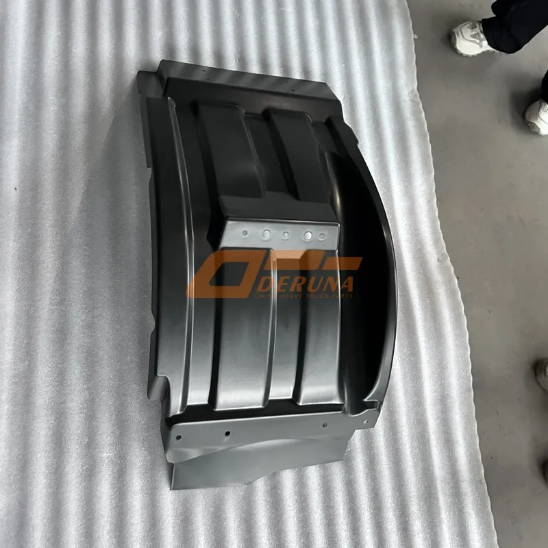 SHACMAN Front Fender DZ16251230046 detail