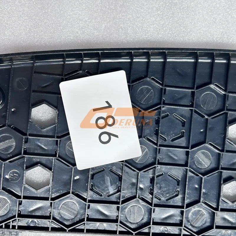 DZ16251240041 Lower Right Door Sill