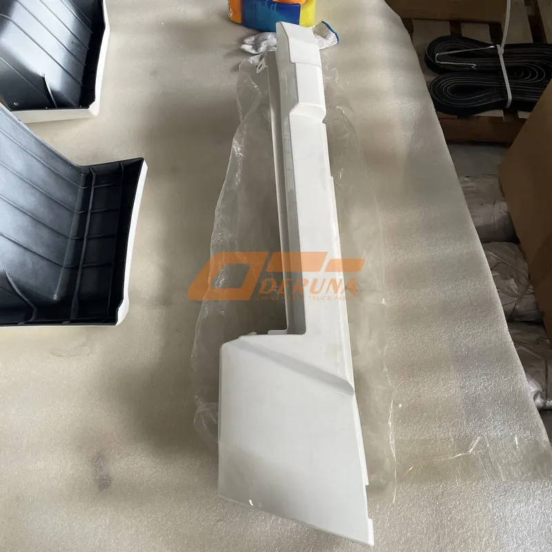 Right Door Corner Trim