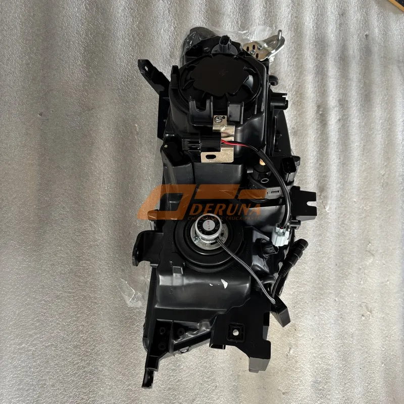 8301B356 Head Lamp Kit Rh Russian