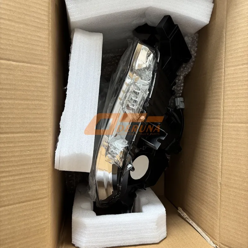 8301B356 Head Lamp Kit Rh Spanish