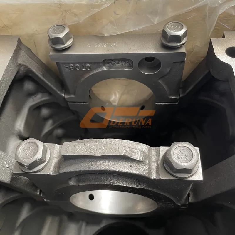 430-1002114 Cylinder Block English