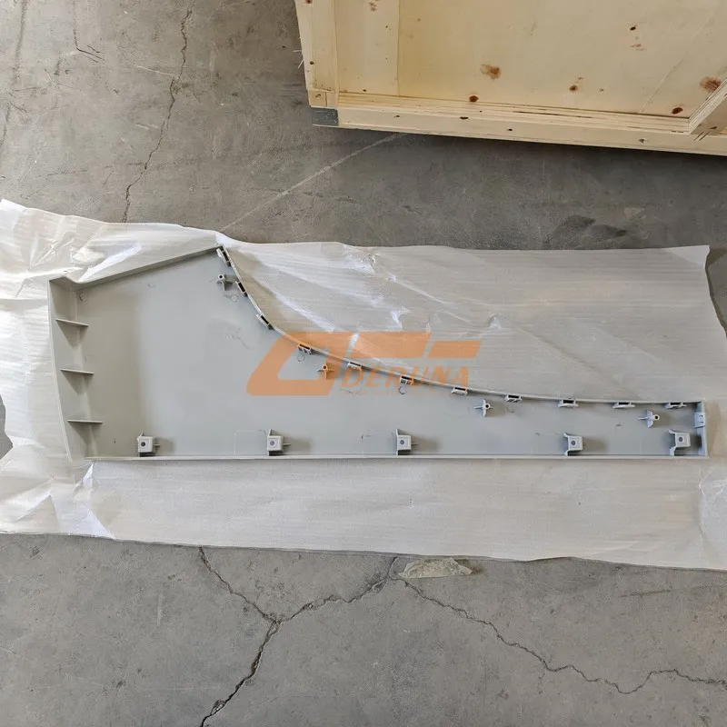 WG1664235006 Right Door Lower Trim Strip T5G Russian