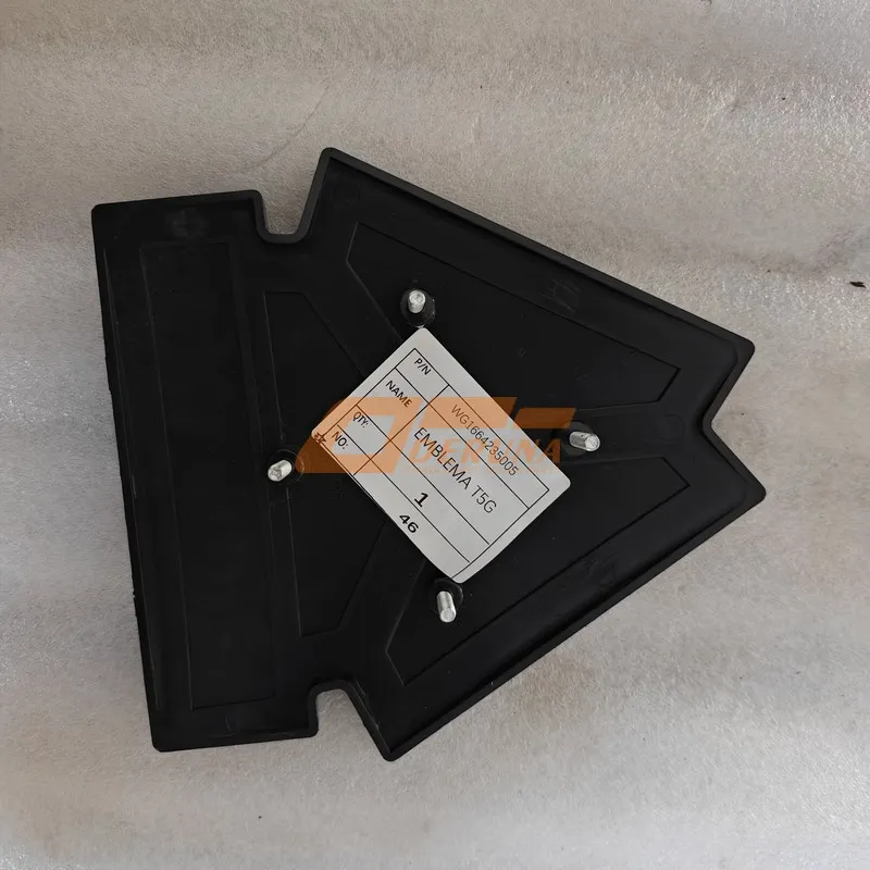 YG1664110005 T5G Emblem Spanish