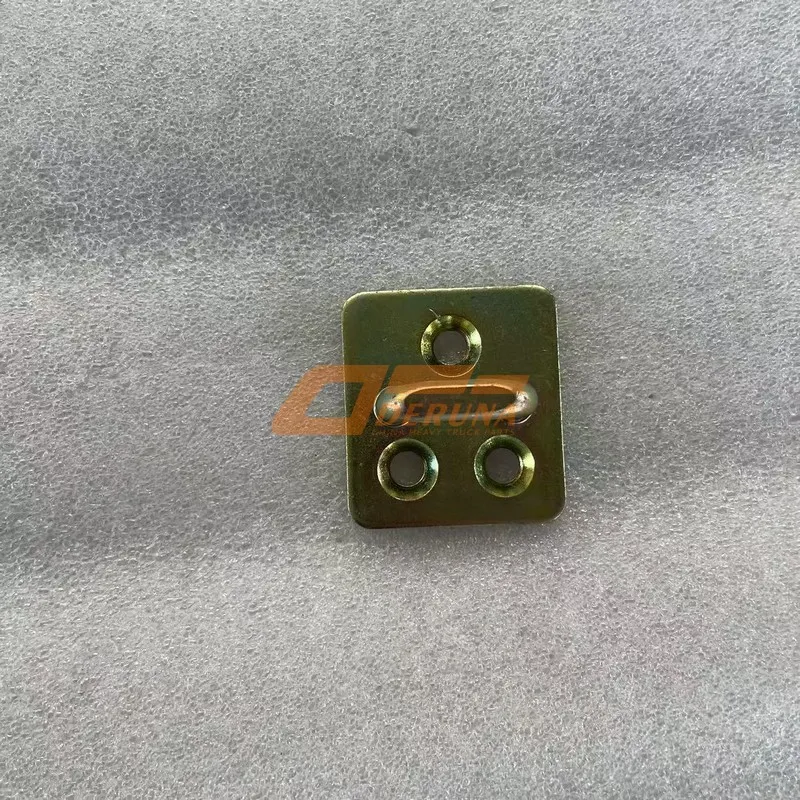FG1692330031 Замок левой двери в сборе