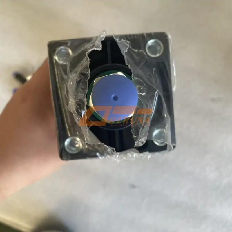 Cylinder Airtacsc63×250 with valves view 1