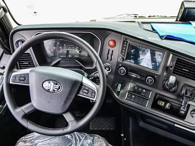faw j7 interior-1