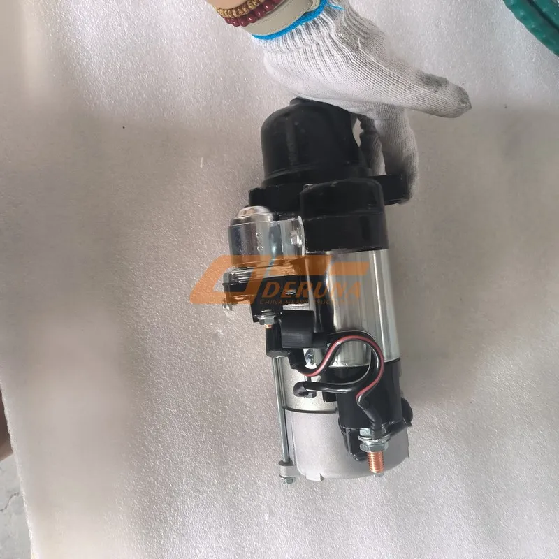 J6300-3708100A Clutch Slave Cylinder