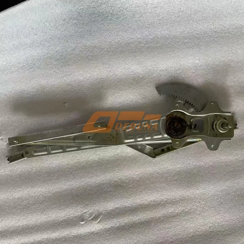 LG1611330013 Right Door Glass Assembly