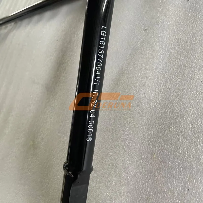 LG1613770041 Windshield with Printed Antenna and Sun Shade
