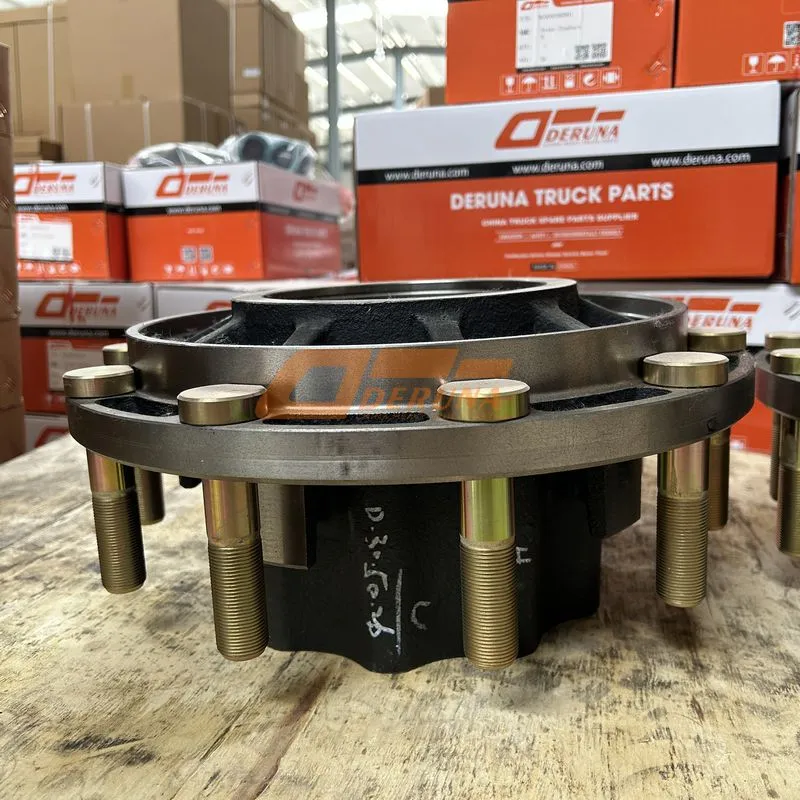 Cubo de rueda trasera con pernos