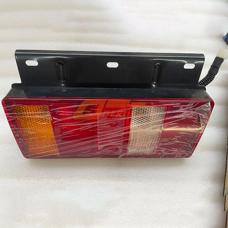 LG9704810002/LG9704810001 Taillight