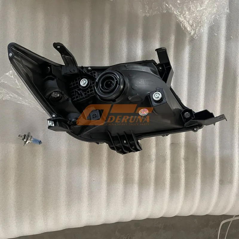 811100K751 Headlight