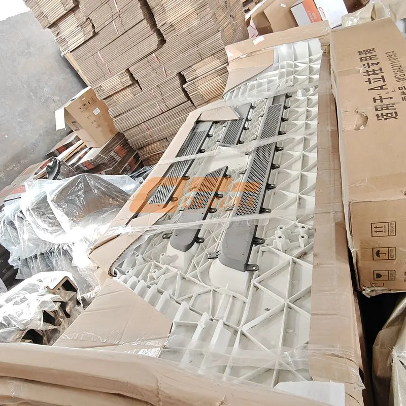 WG1642111011/3 Engine Hood
