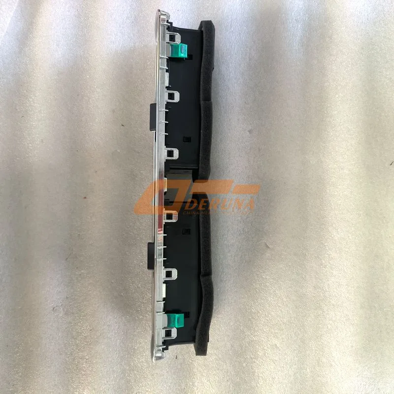 WG1664160520 Center Air Vent Assembly