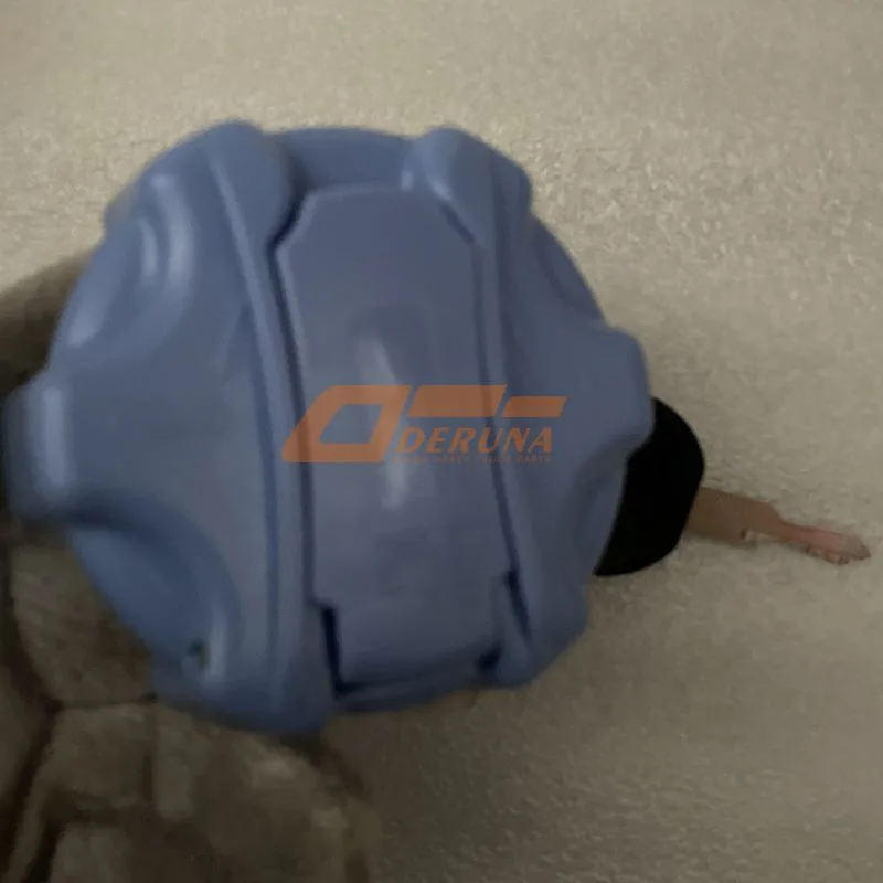 WG9925565001+002 Locked Fuel Tank Cap